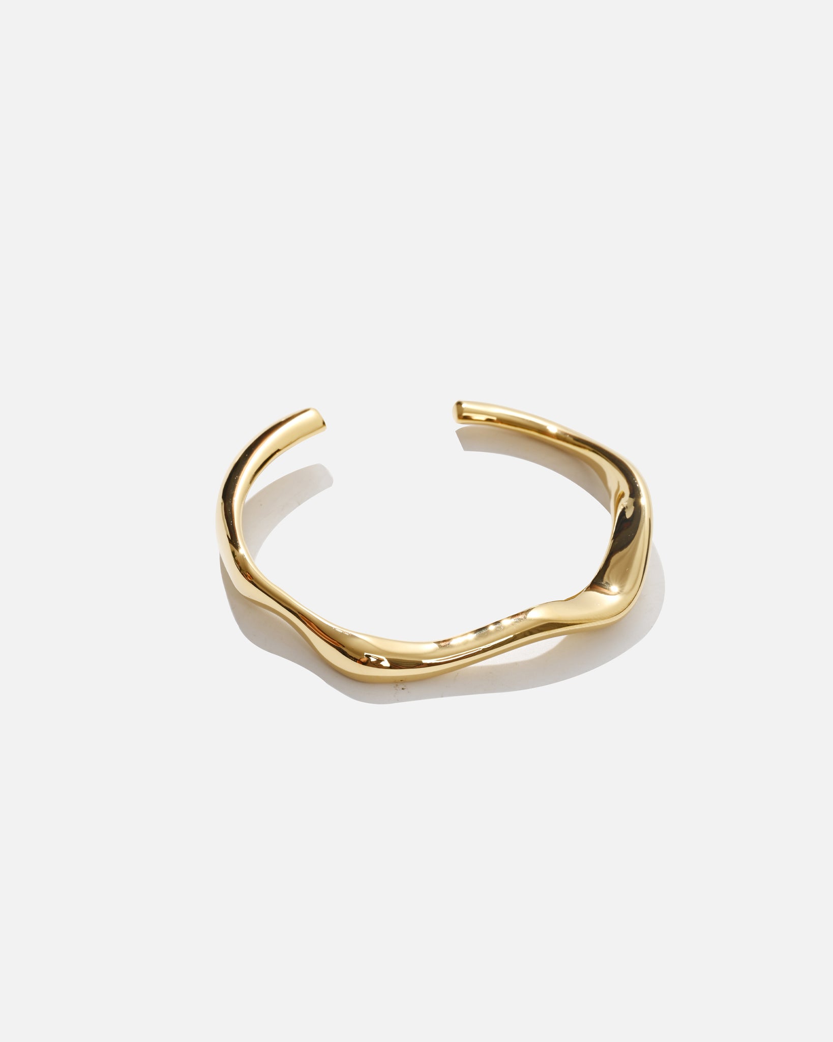 'DREAMER Gold Cuff'